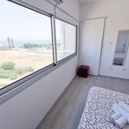 Mackenzie Seaview Paradise